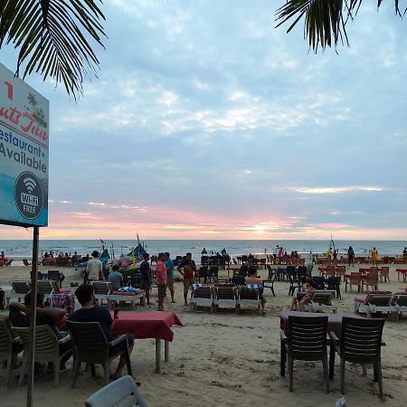 21Coconuts Inn Arambol Exterior photo
