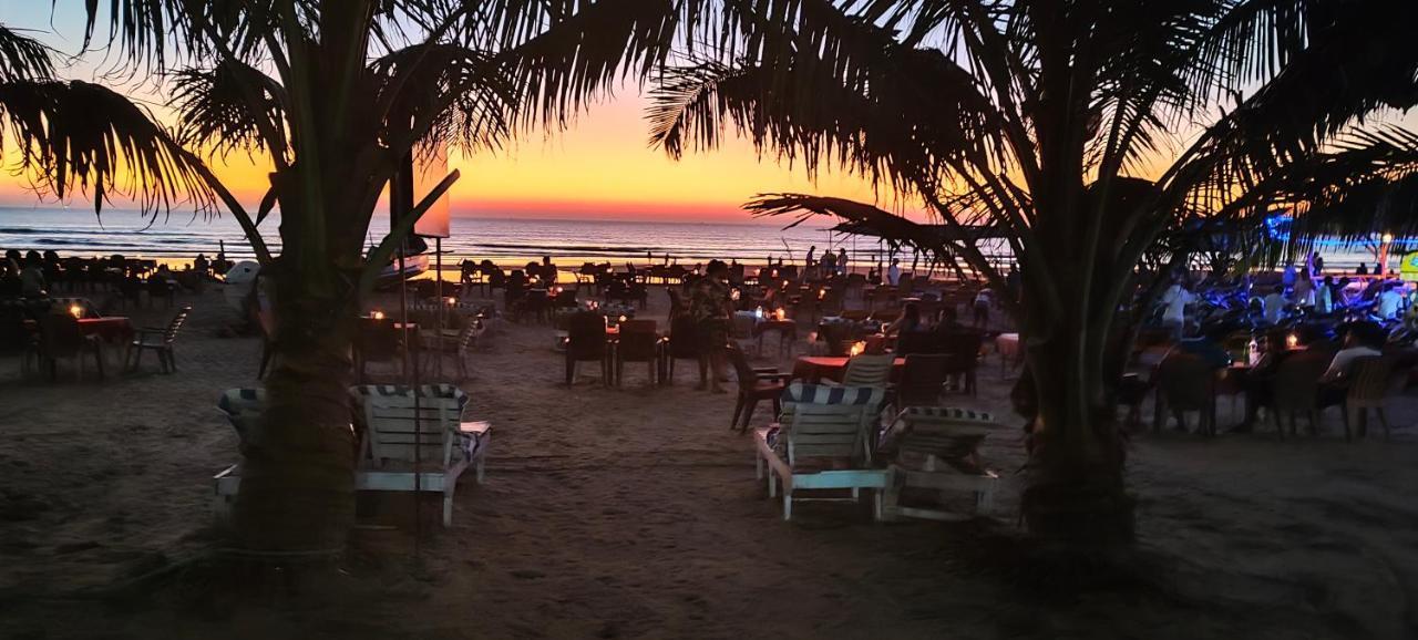21Coconuts Inn Arambol Exterior photo
