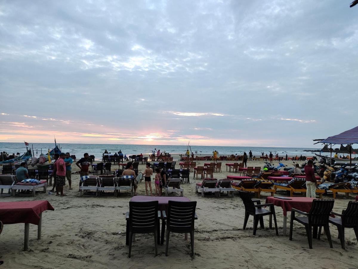 21Coconuts Inn Arambol Exterior photo